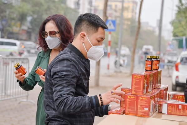 Trao tặng 700 Hộp Viên Thảo Mộc Thiên Việt An hỗ trợ điều trị fo tại tỉnh Hưng Yên